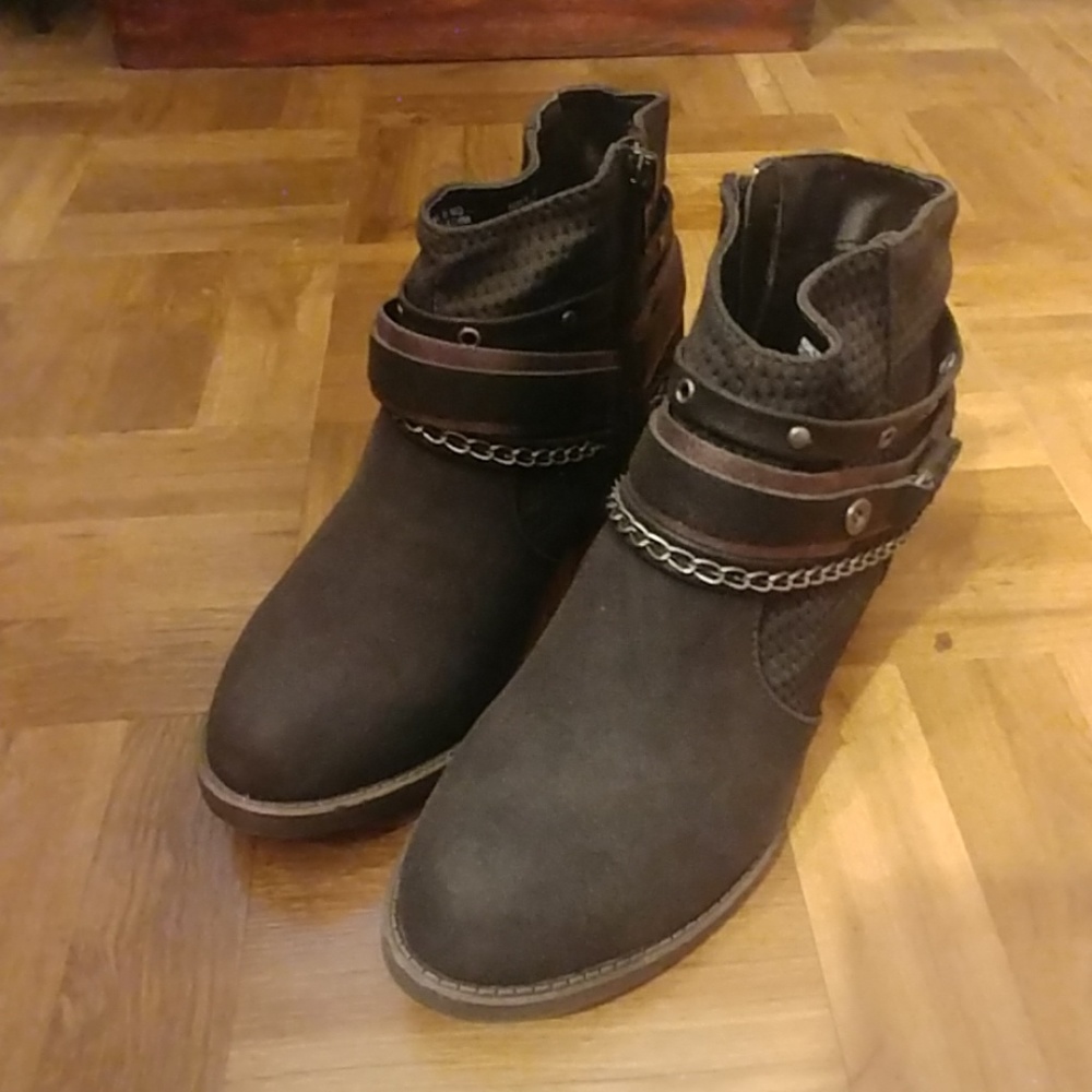 NBW Ankle boots